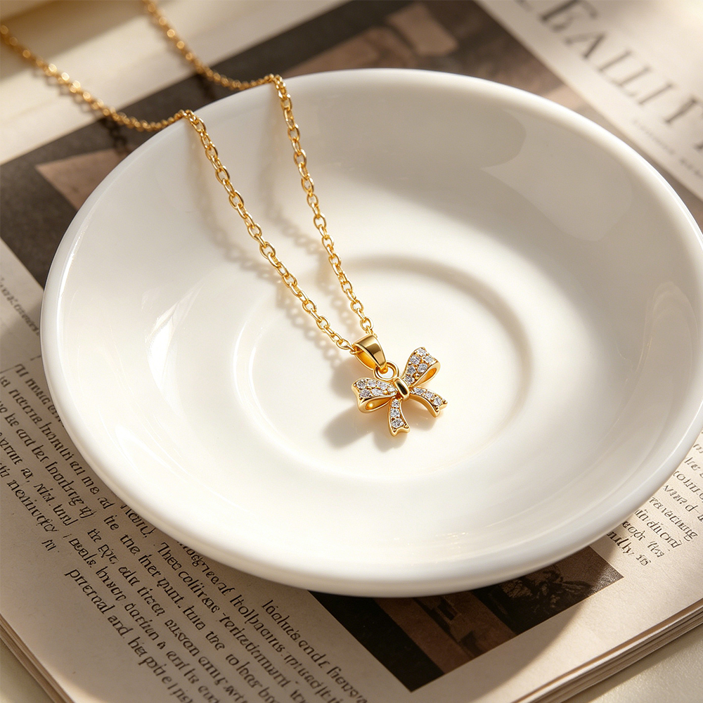 Bow Pendant Necklace with High - مراجعة Eve Jewelry & Watches Distribuidor Oficial Rolex وسعره