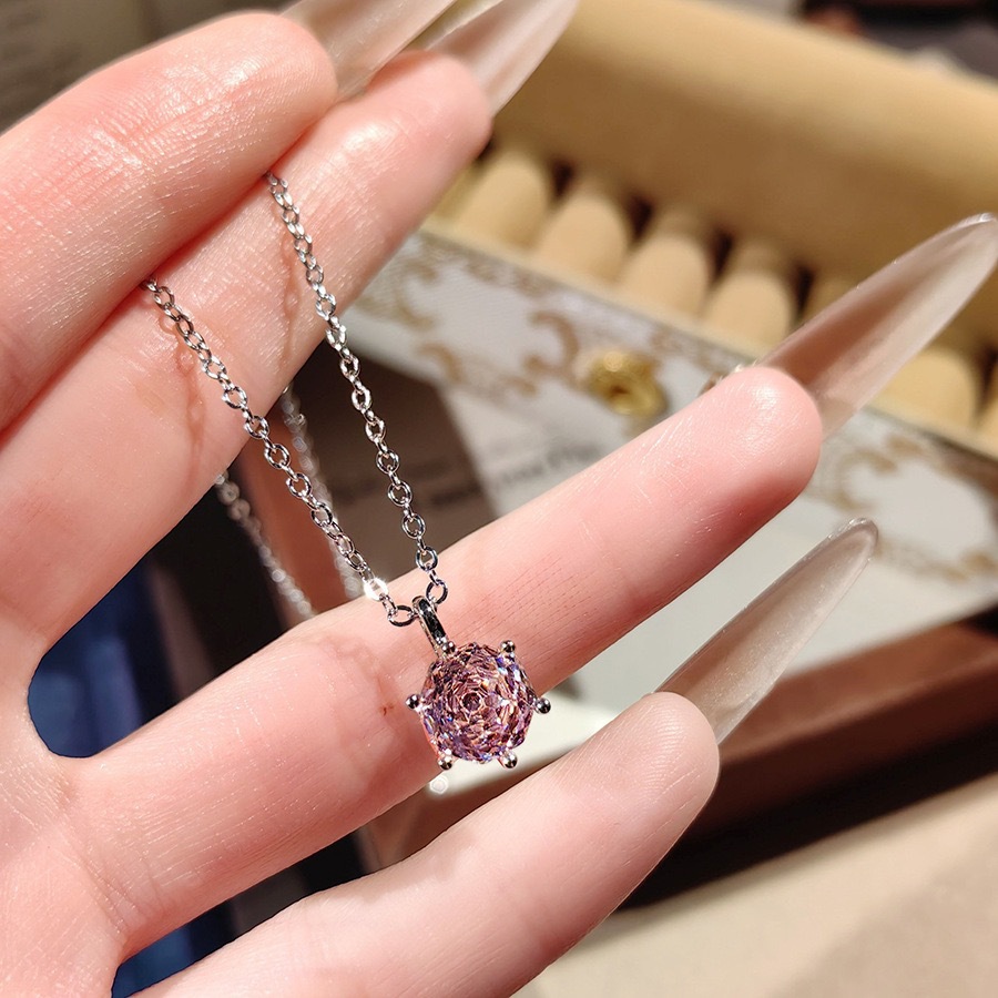 2ct Green Simulated Nano Emera - مراجعة Crystal Choker Necklace وسعره